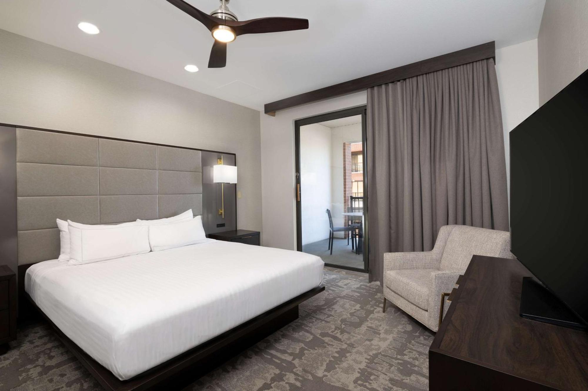 Hotel Hilton Promenade Branson Landing Exterior foto